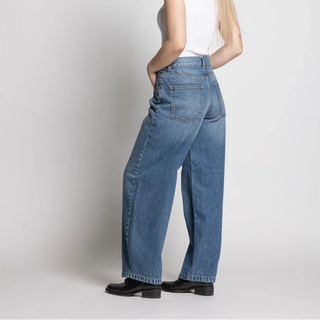 jeans - larrie - high rise - talea wash -barrell leg