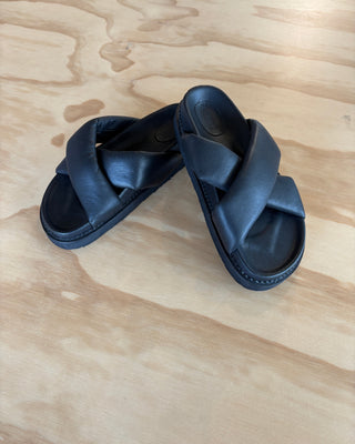 Puffer Sandals - leather - black - CARRIE