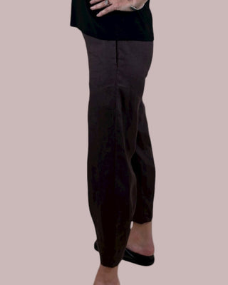 linen barrell leg pants-chocolate-sarah