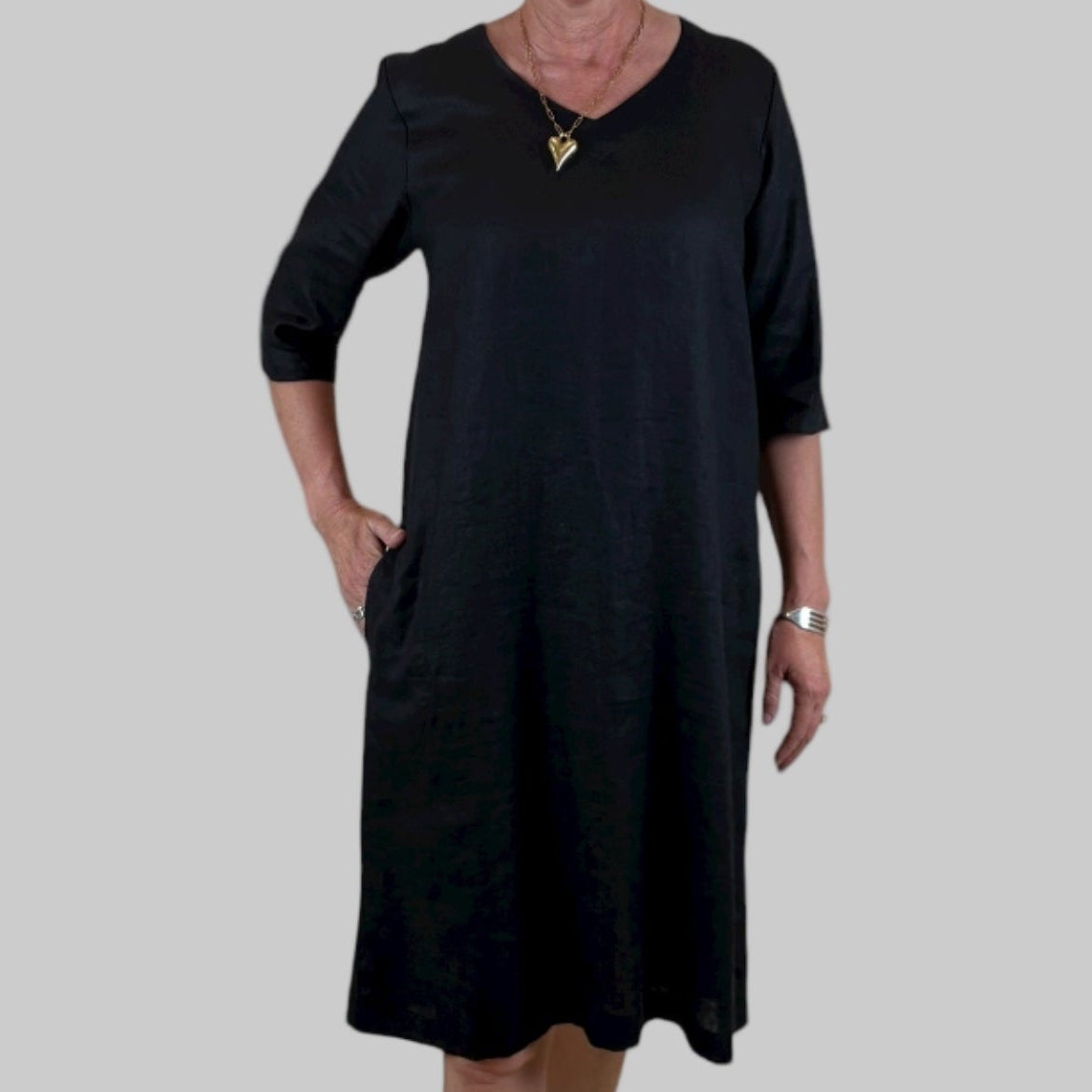 linen black Vneck dress - juliette Design Emporium linen black Vneck dress - juliette Design Emporium